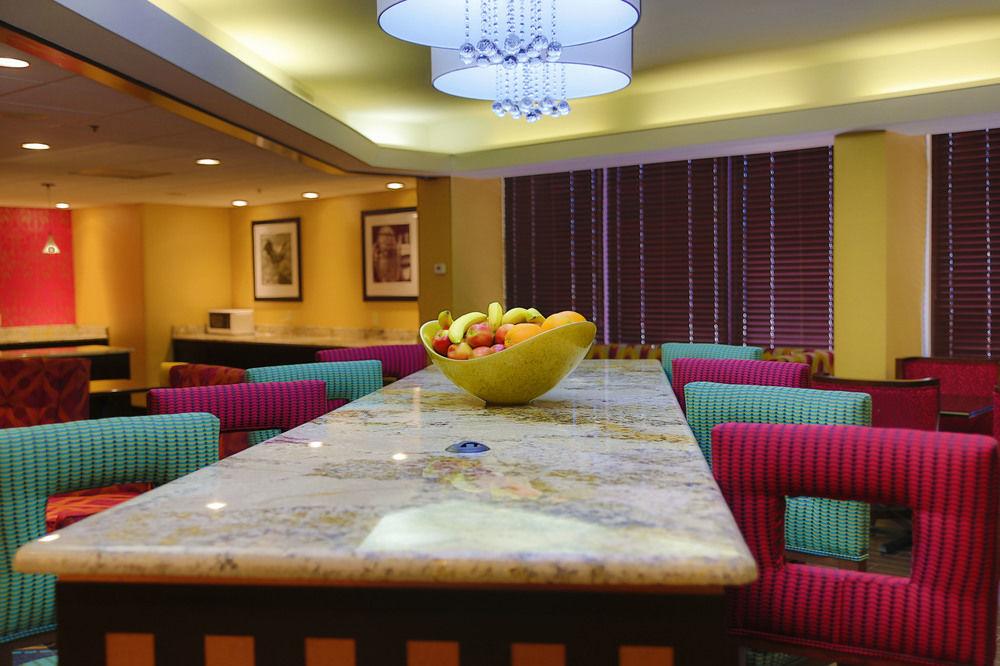 Comfort Inn Dallas North Love Field Airport Экстерьер фото